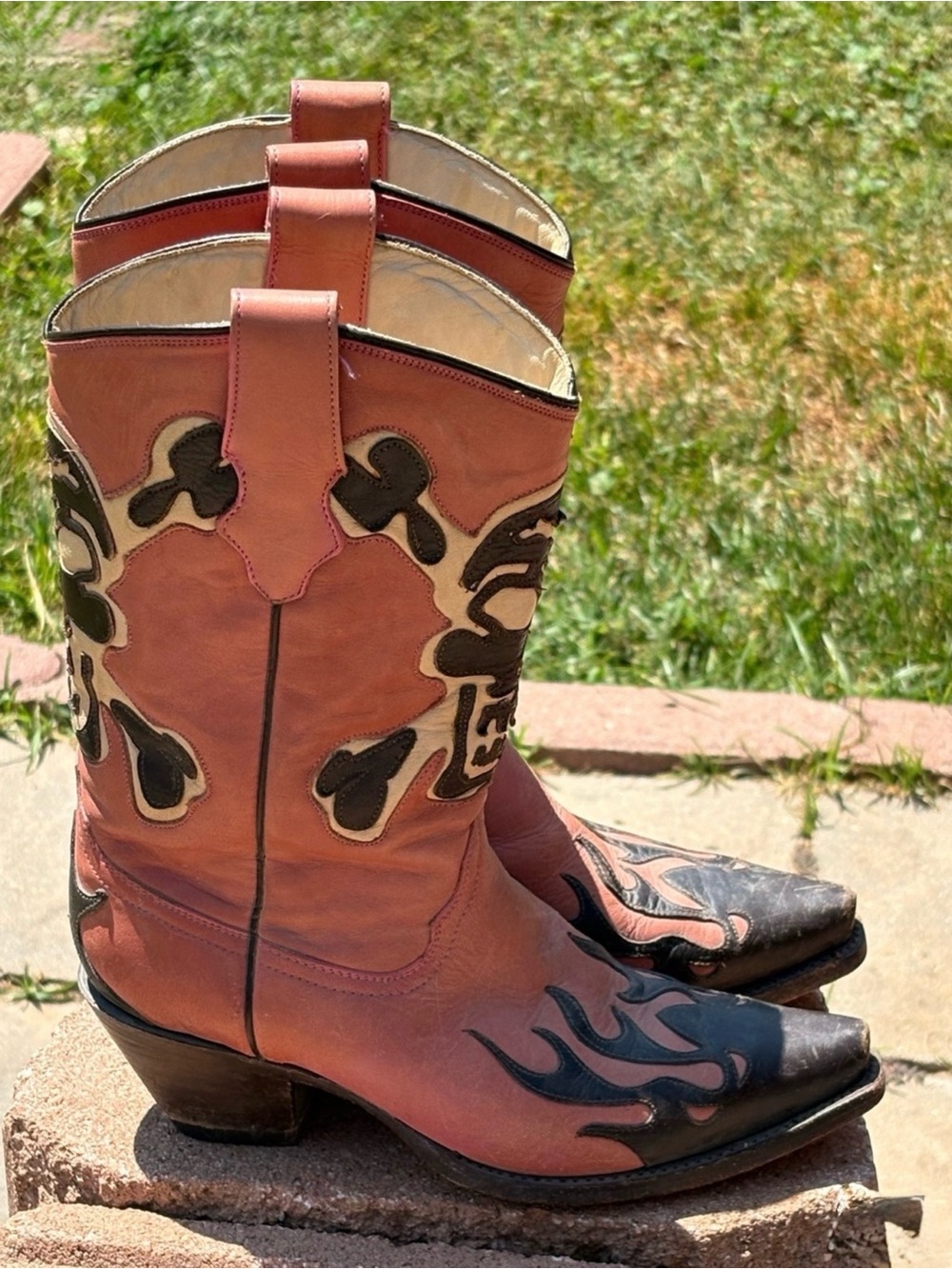 Corral Ghost Rider Boot. Size 7. - Picture 2 of 6